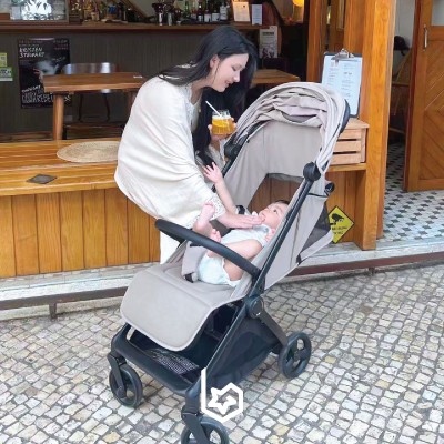 全新升級的 Baby Star Brisa V2 嬰兒車